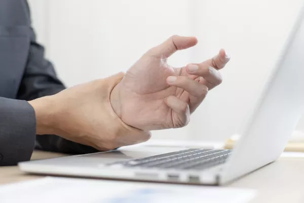 chronic wrist pain