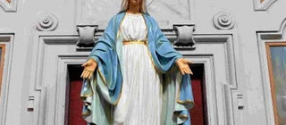 Os Papas e a Virgem Maria