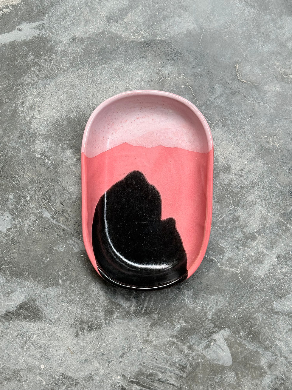Blush & BLACK Small Oval Plate