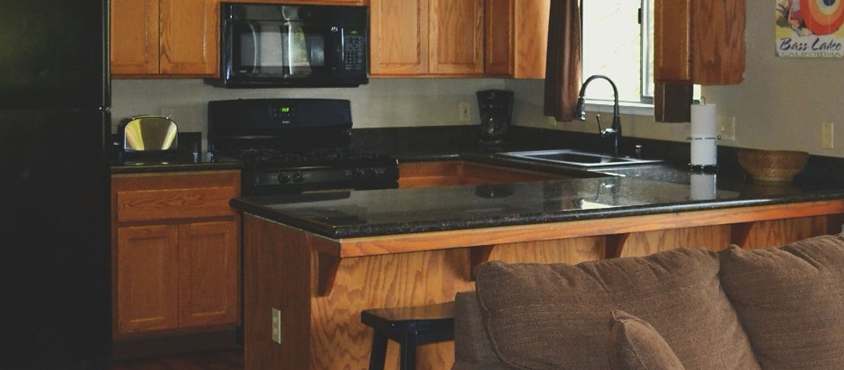 Full kitchen, Bass Lake