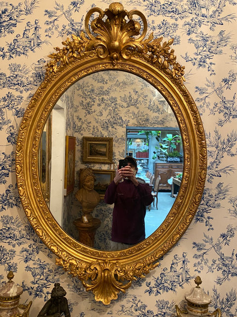 Antique French Napoleon III mid 19th century oval gilt mirror with shell cartouche & floral accents