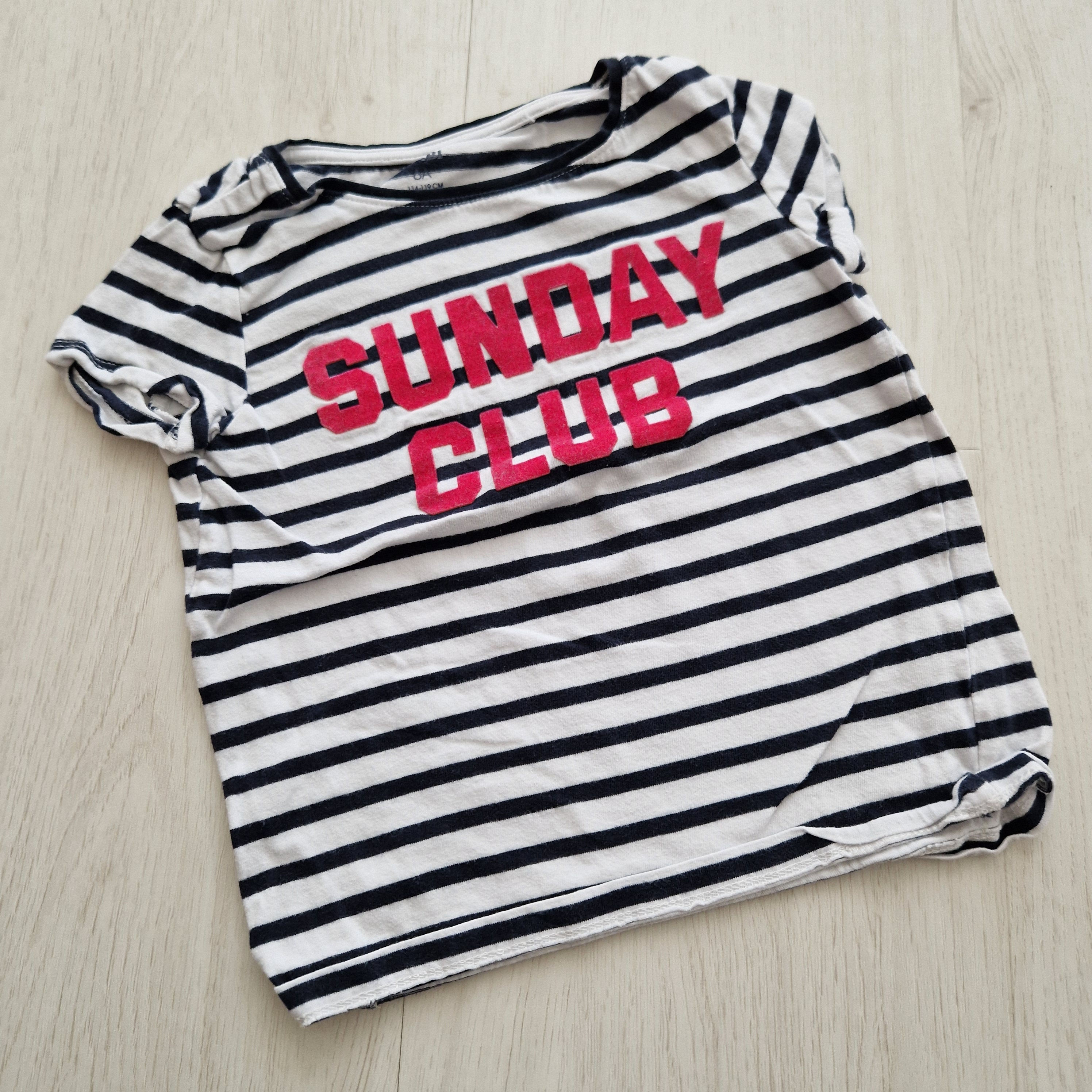 A VENDRE - V000929 - T-shirt Sunday club 6 ans Kiabi