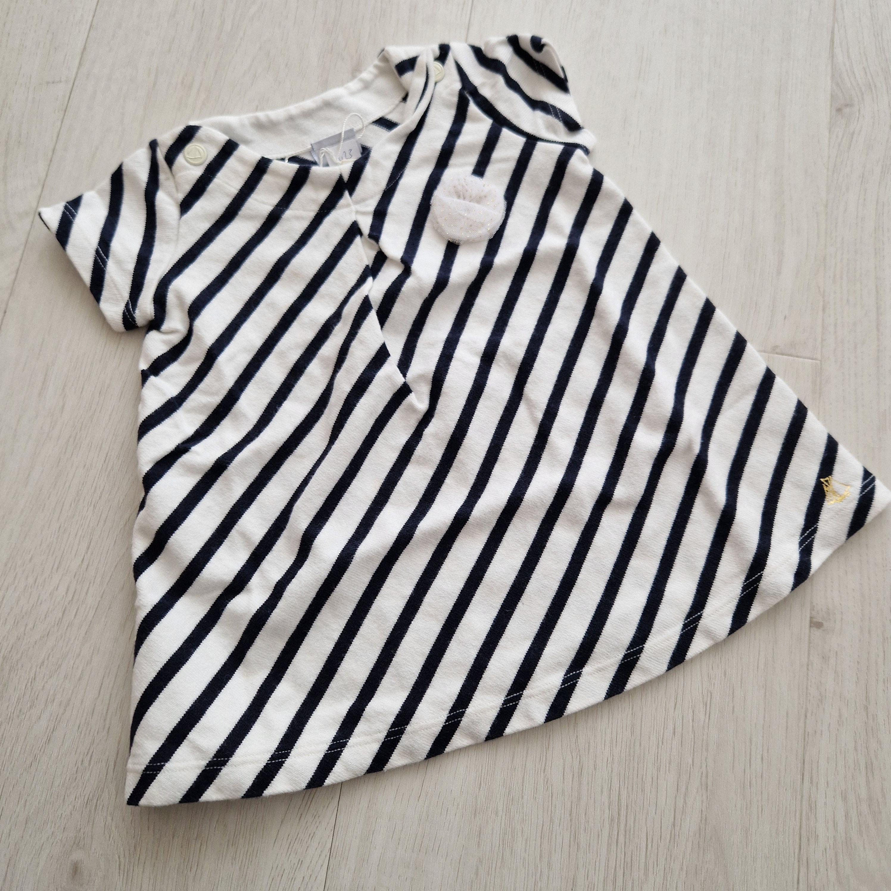 A VENDRE - V001279 - Robe marin neuve 6 mois Petit Bateau