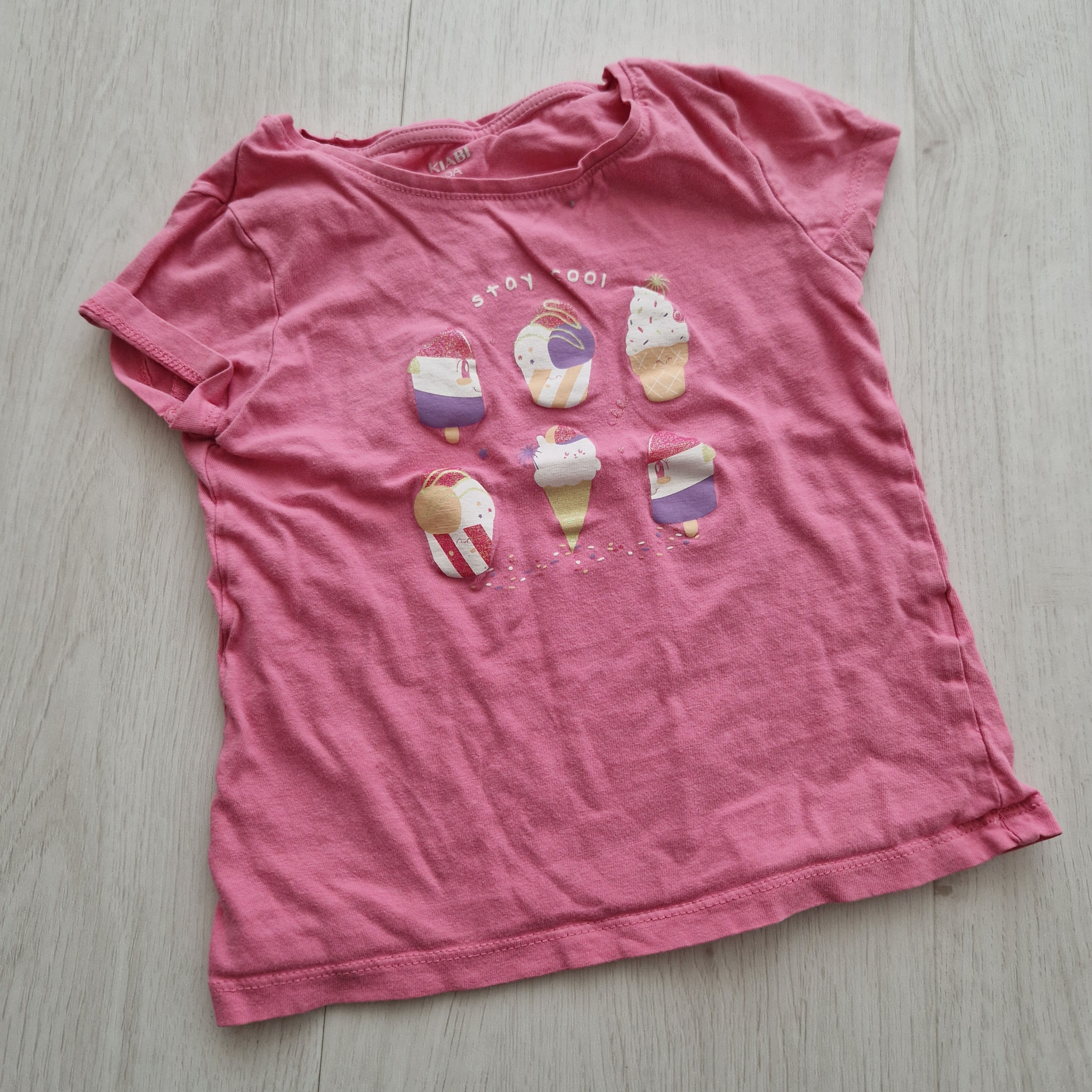 A VENDRE - V000881 - T-shirt rose glaces 5 ans Kiabi