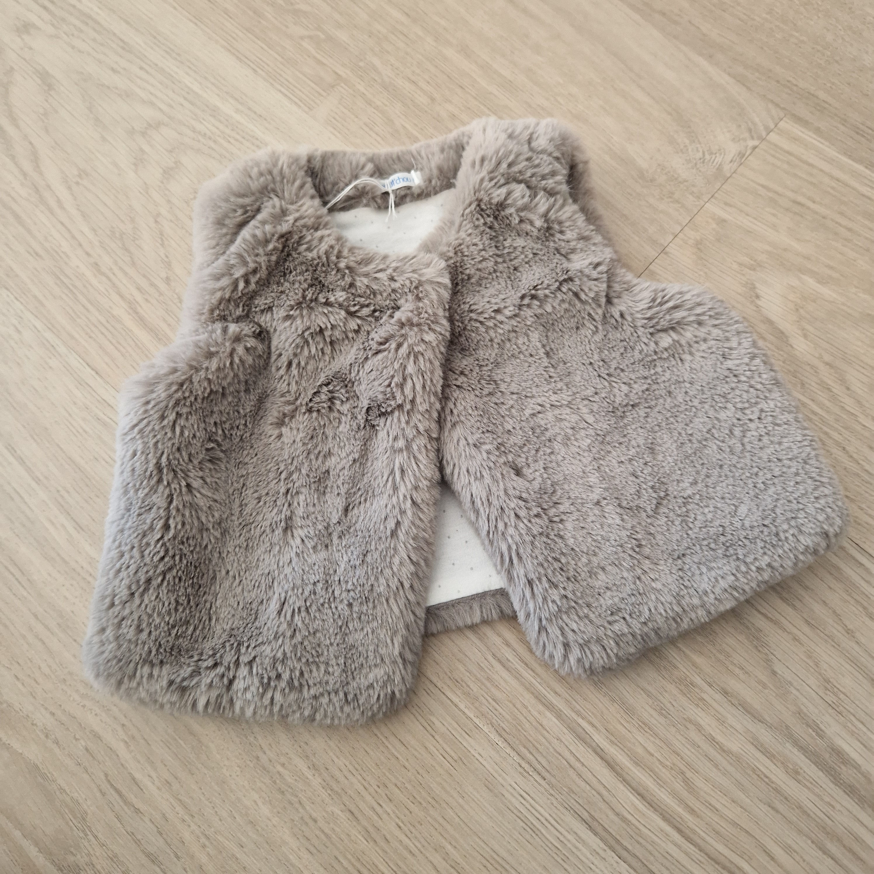 V002185 - Gilet sans manches hyper doux très bon état 12 mois Bout'chou