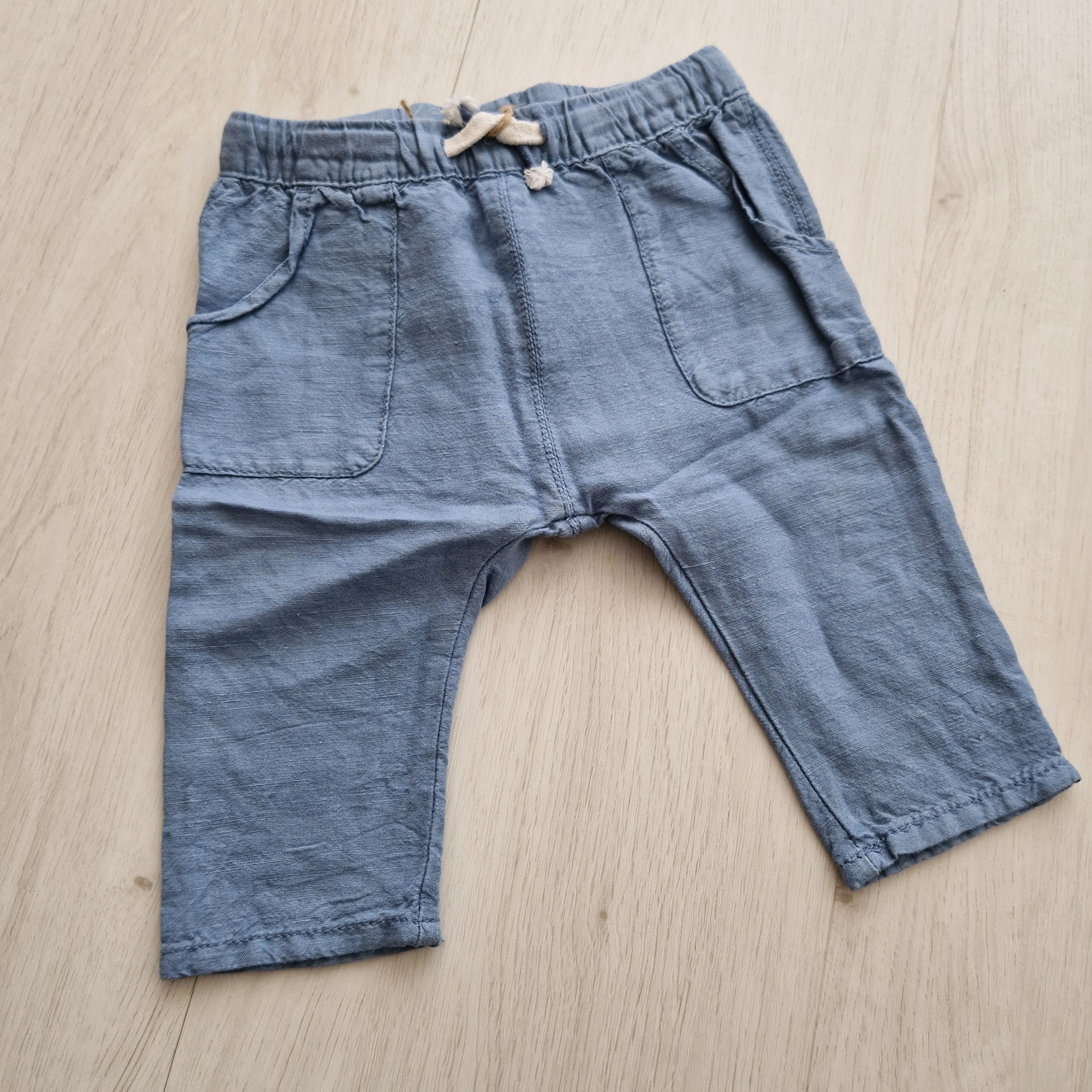 A VENDRE - V000874 - Pantalon en lin léger bleu 6 mois H&M
