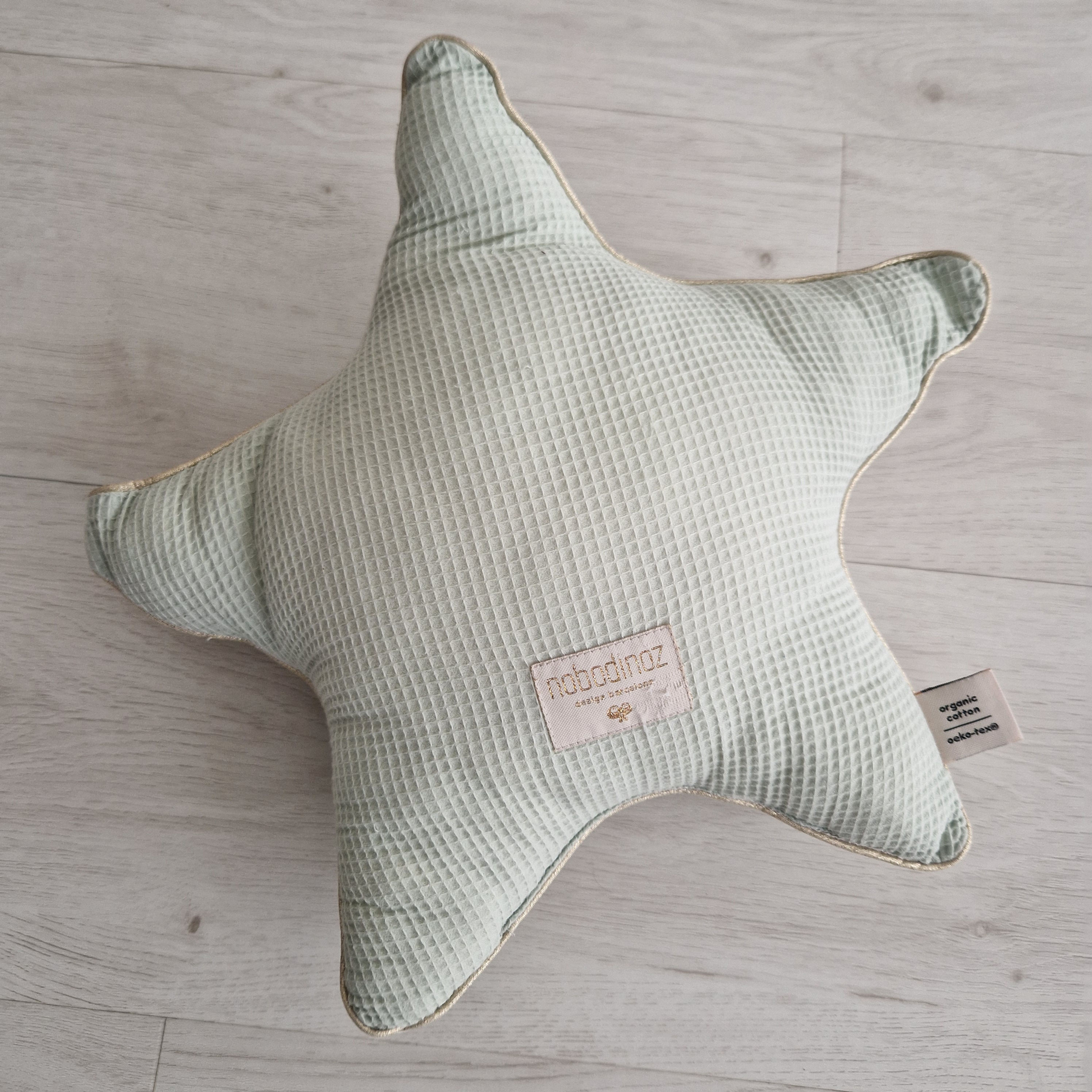 A VENDRE - V000698 - Coussin Aristote Aqua Nobodinoz valeur 24 CHF
