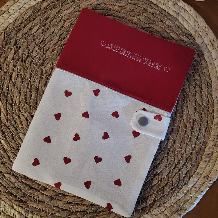 protège carnet de santé petit coeur.