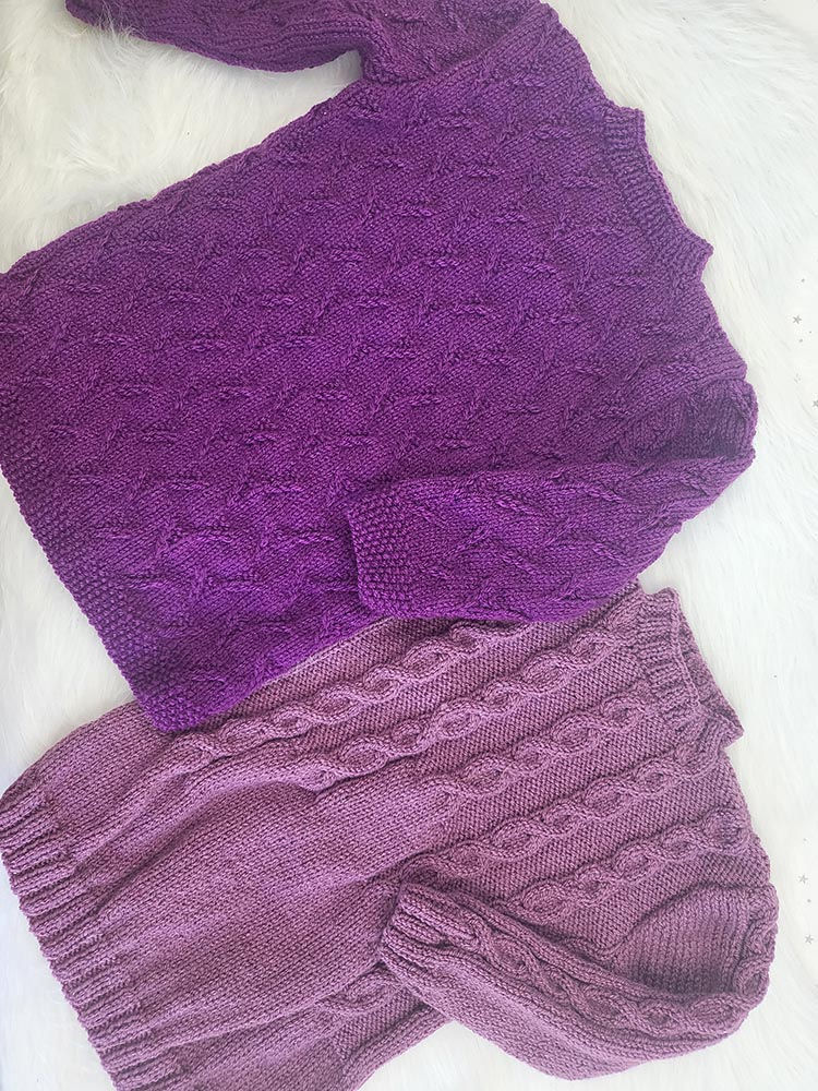 Robe en laine, coloris au choix.