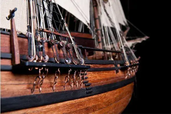 Minijatura: Model povijesnog broda Bounty 37cm