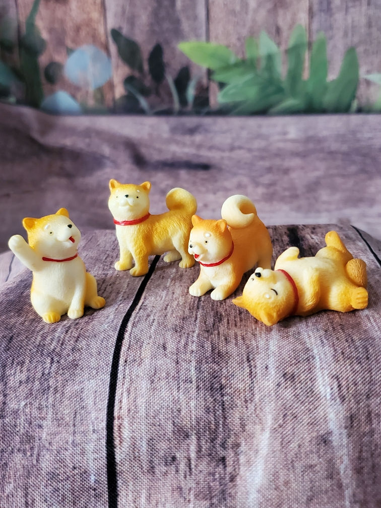Puppy Yellow - Akita