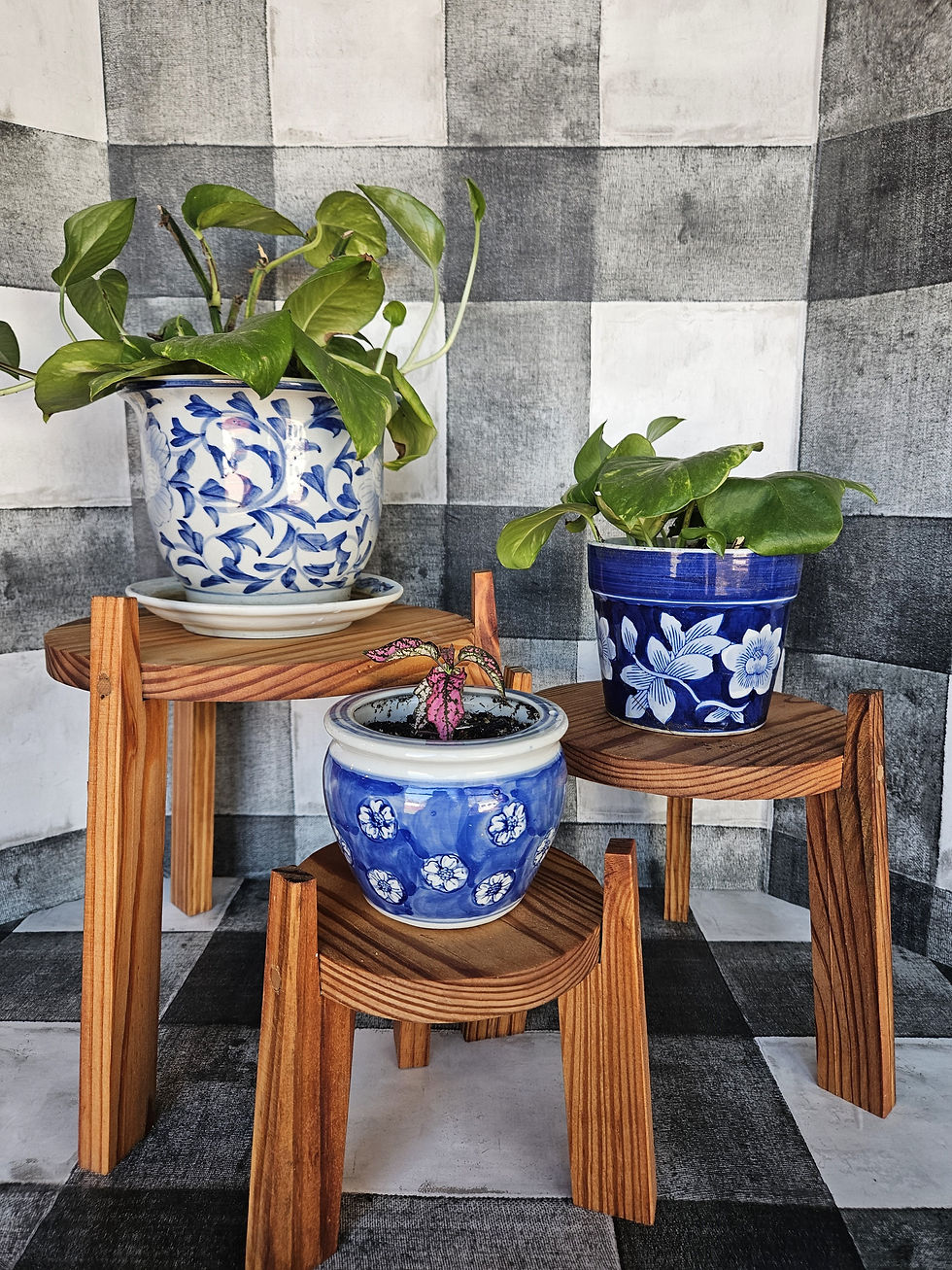 RECLAIMED HEART PINE PLANT STANDS