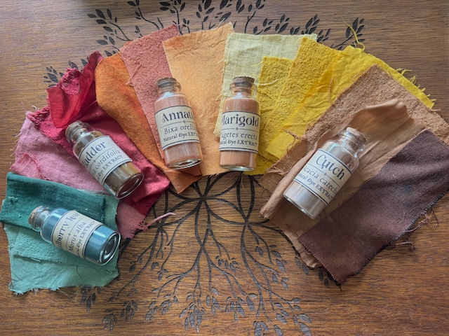 Thumbnail: Natural Dye extracts Kit