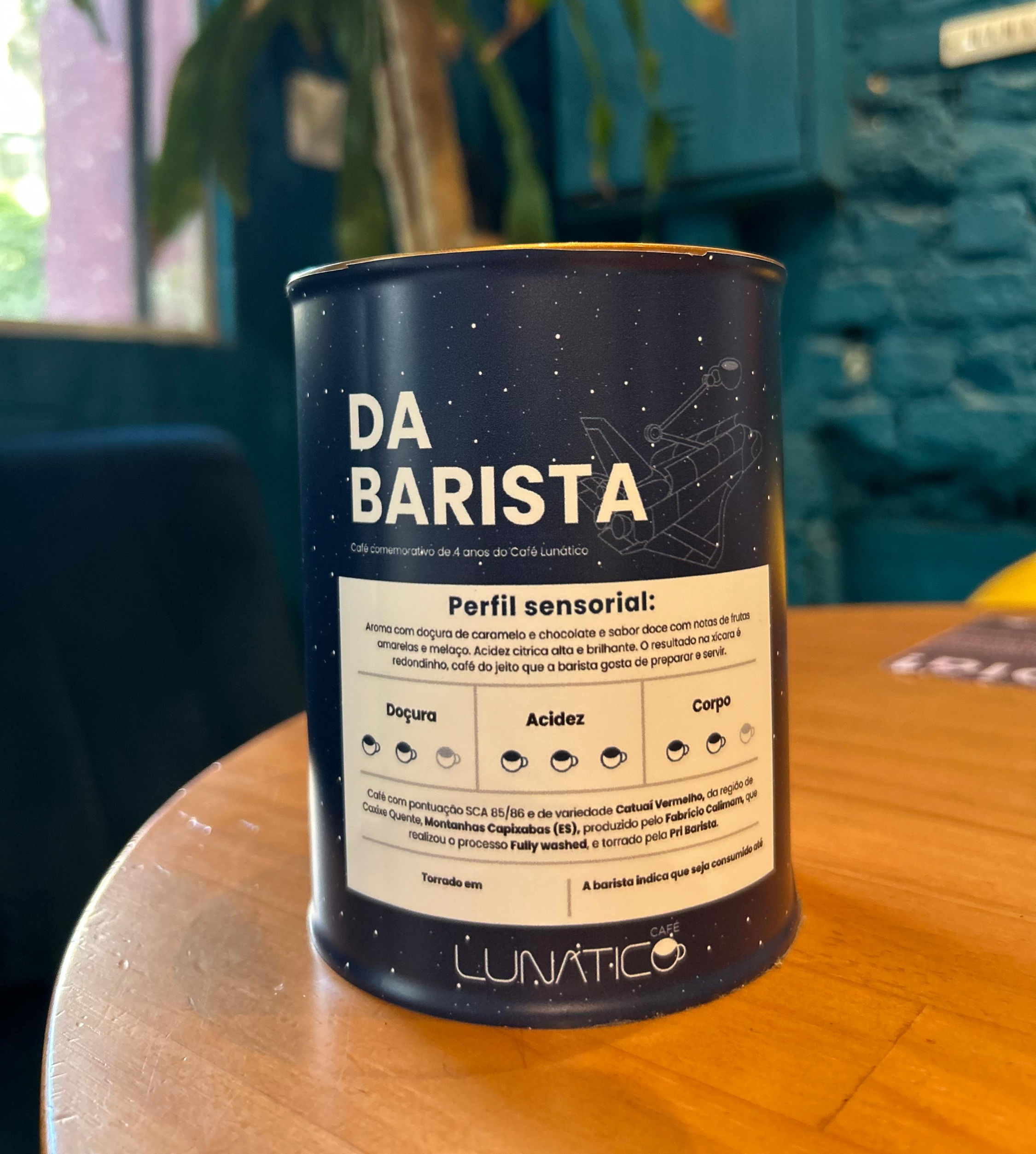 Lata + café moído