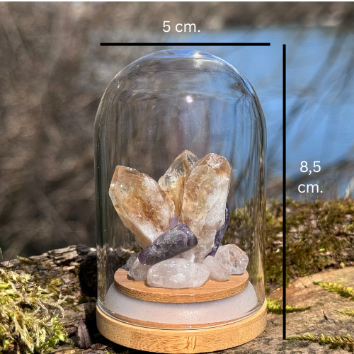 Miniaturbild: Edelstein Arrangement unter Glas – Citrin Amethyst Bergkristall auf rundem Holzfuß