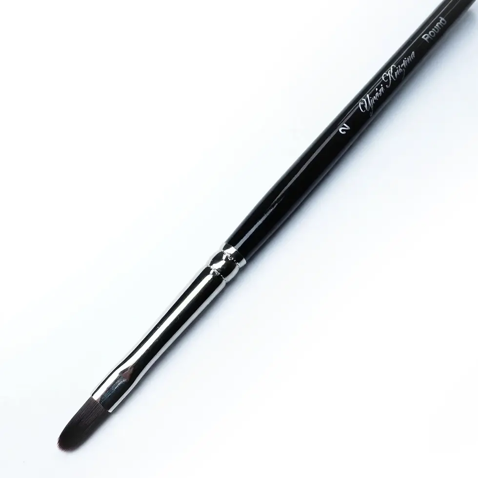 Round 2 Brush - Krisztina Ujvari