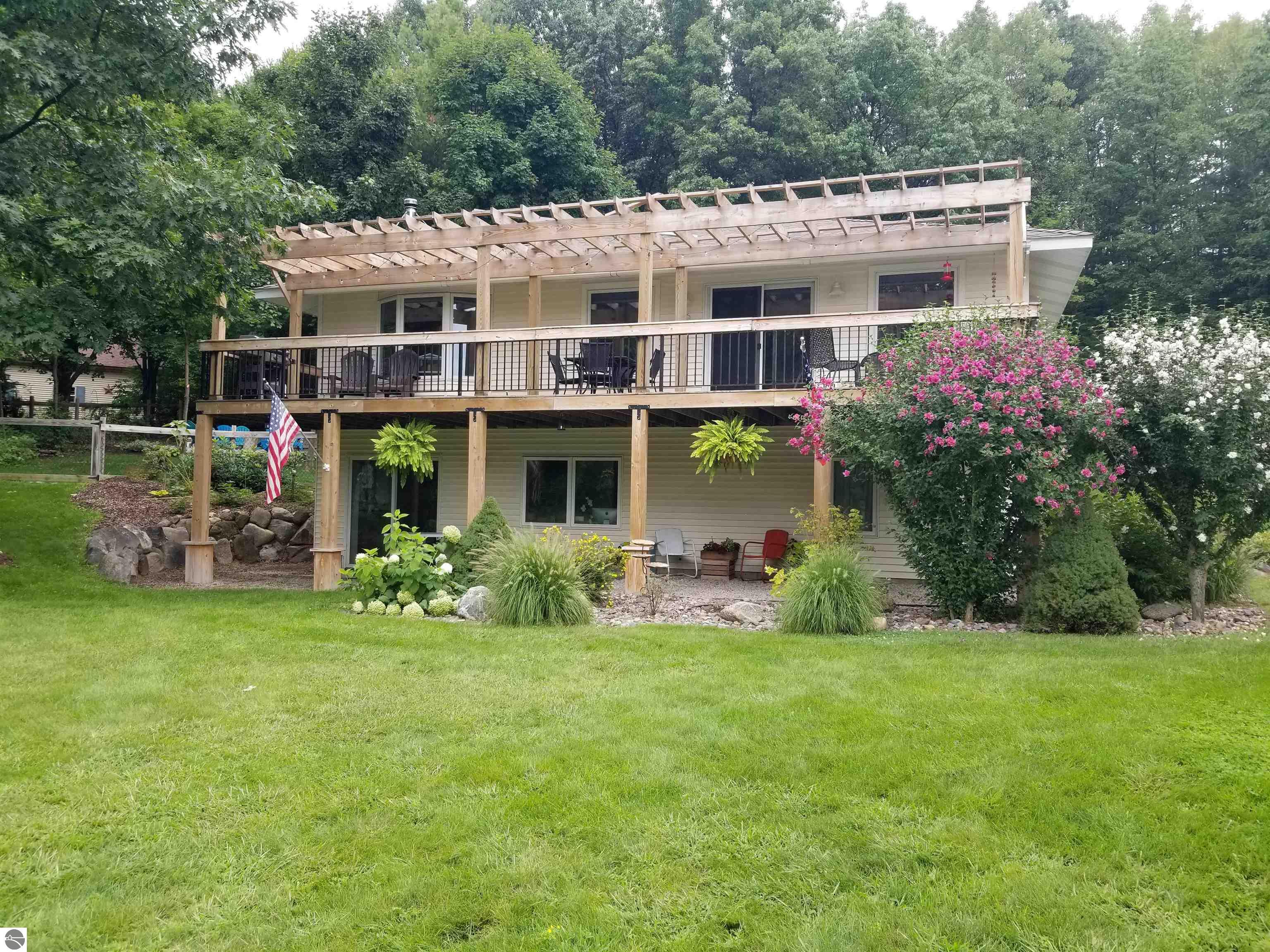 15712 Smokey Hollow Road