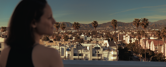 LDVIS_SHEILADOC_3840X1607_V30.00_05_11_02.Still012.png