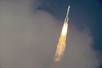 More_power_first_Ariane_6_with_four_boosters_launched_edited.jpg
