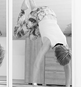 sabrinacasagrande_-154-b sw_edited_edited.jpg