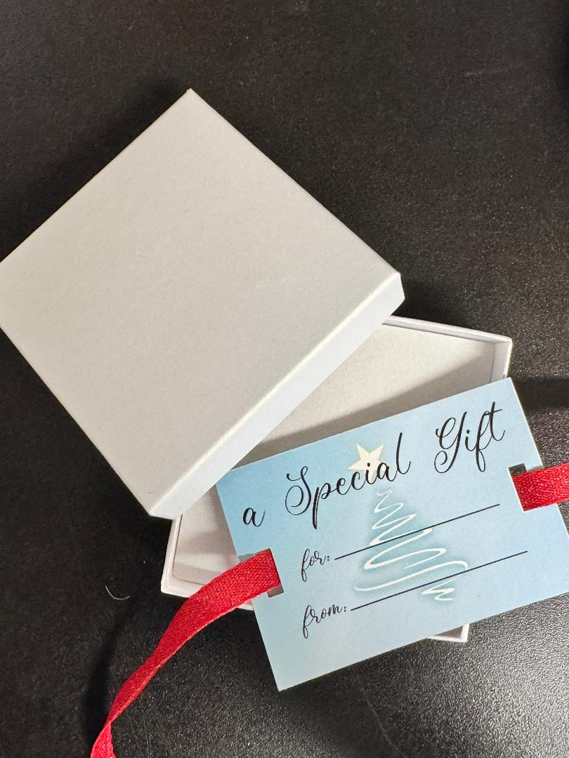 Thumbnail: Personalized Christmas Tag with Box