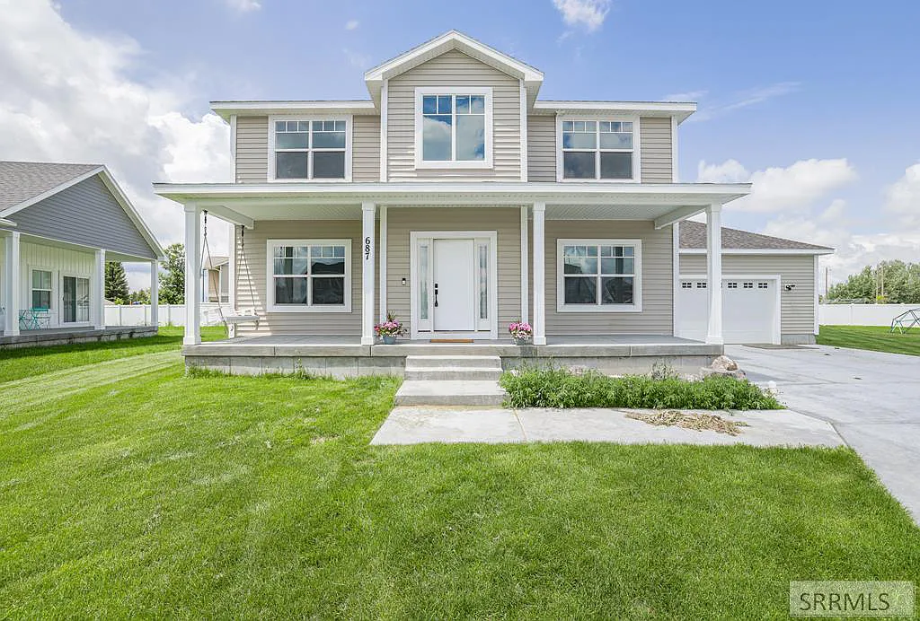 womens Housing.webp