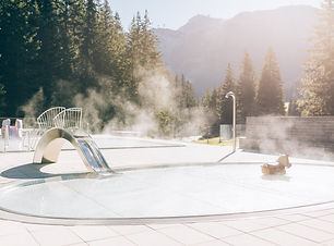 Waldschwimmbad Lech (c) Daniel Zangerl - Lech Zürs Tourismus GmbH.jpg