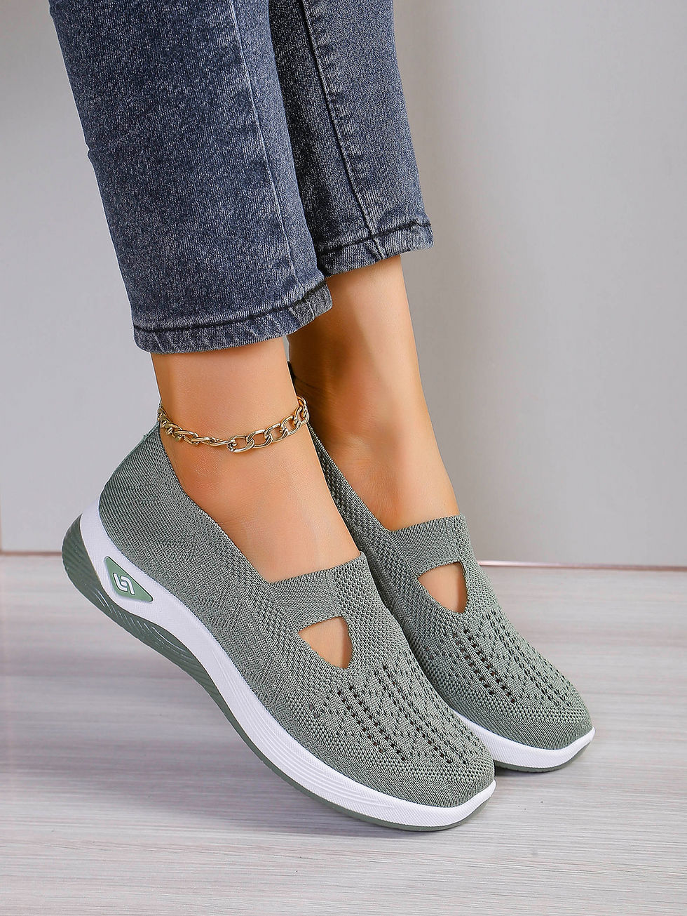 Miniatura: Tênis Feminino Ortopédico Confort Max Slip-on