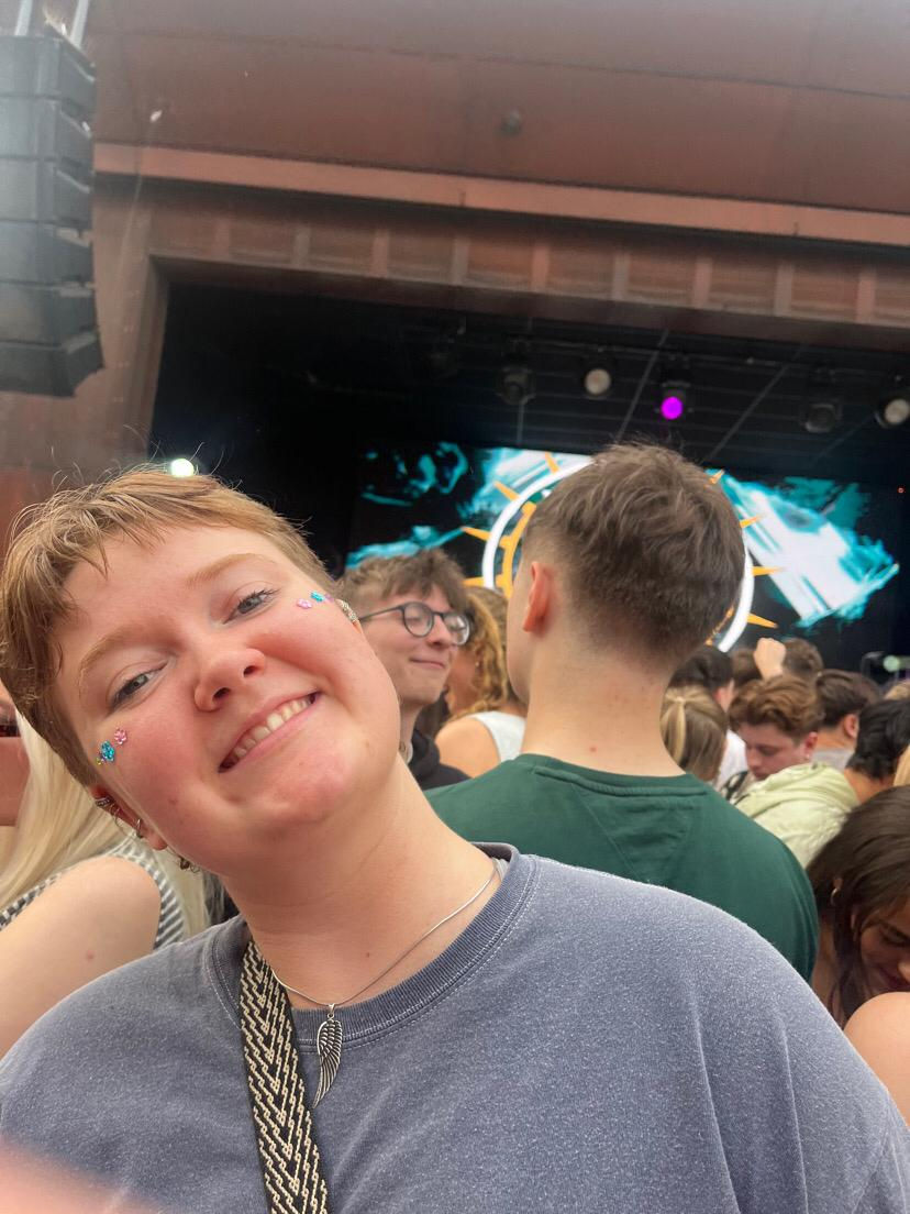 Flo at a concert