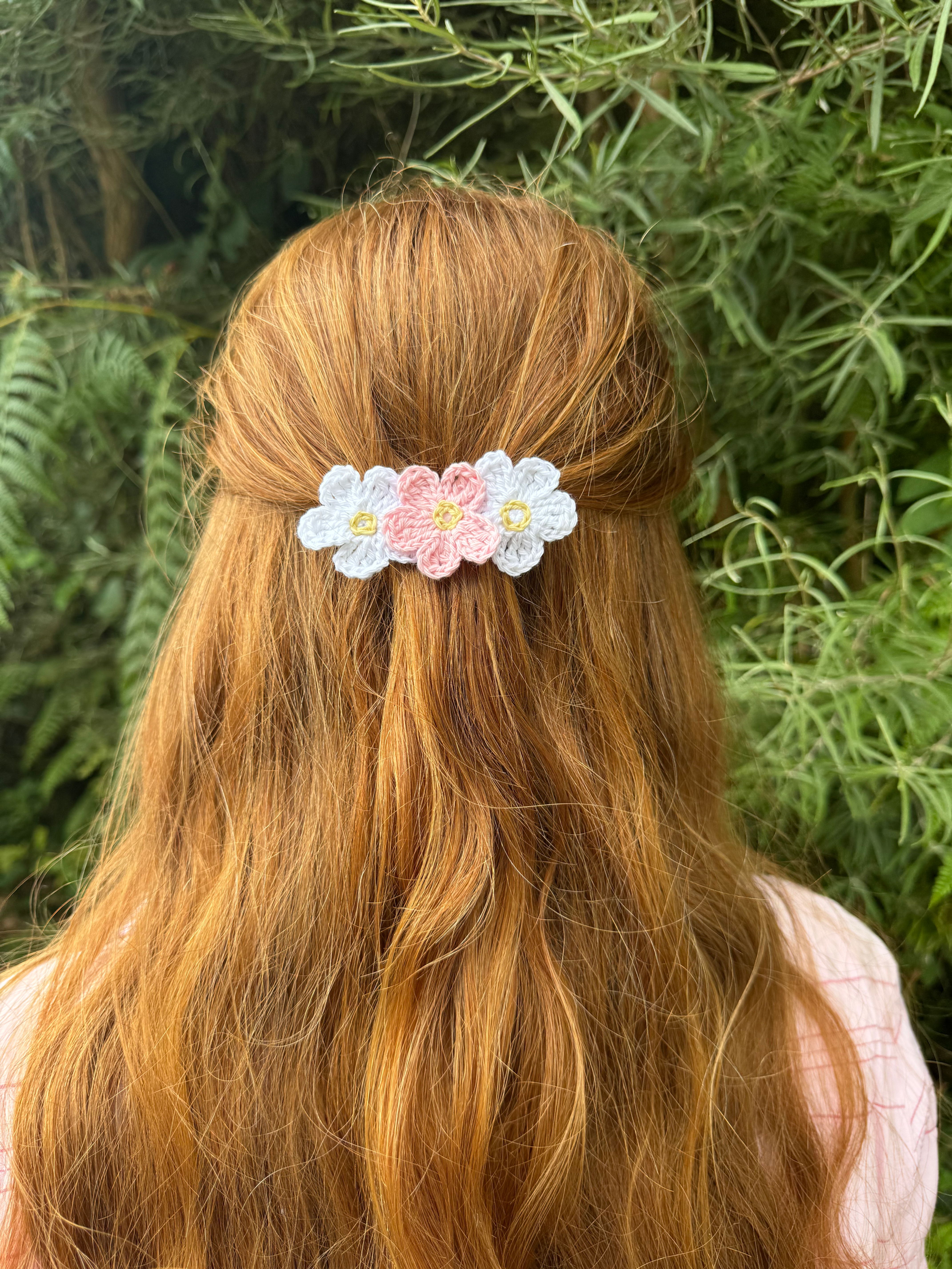 Barrette fleurs rose 