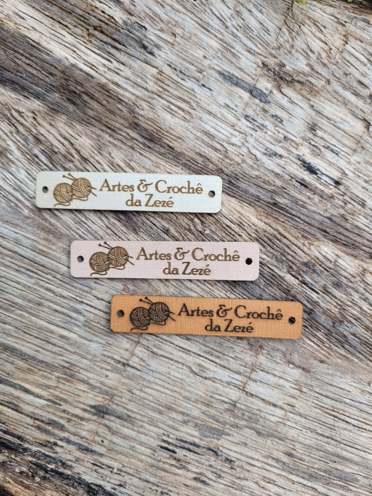 10 Etiquetas em Couro Sintético - 6x1cm - Personalizada