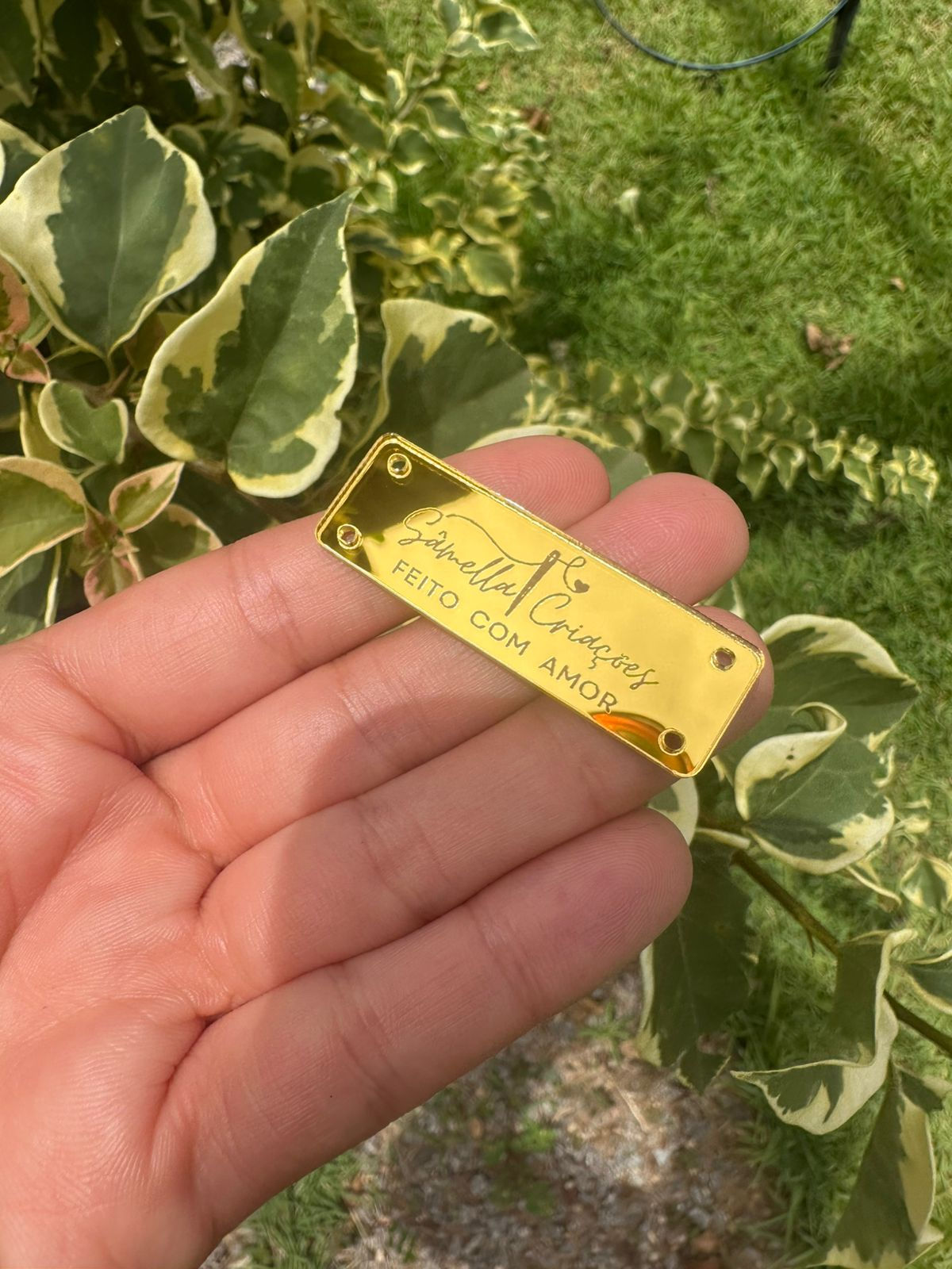 10 etiquetas 5x1,5cm em acrílico - Personalizada