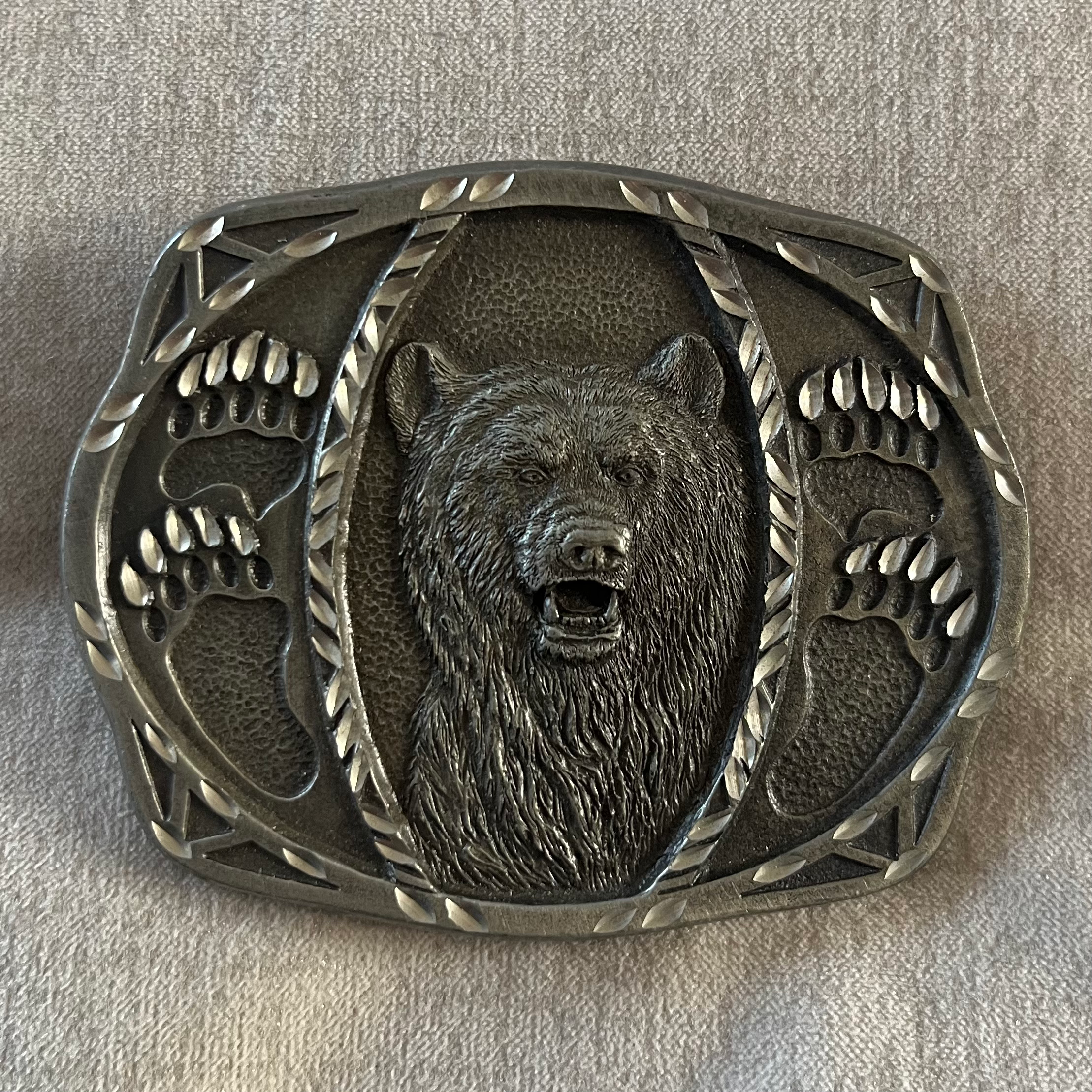 Bear Buckle