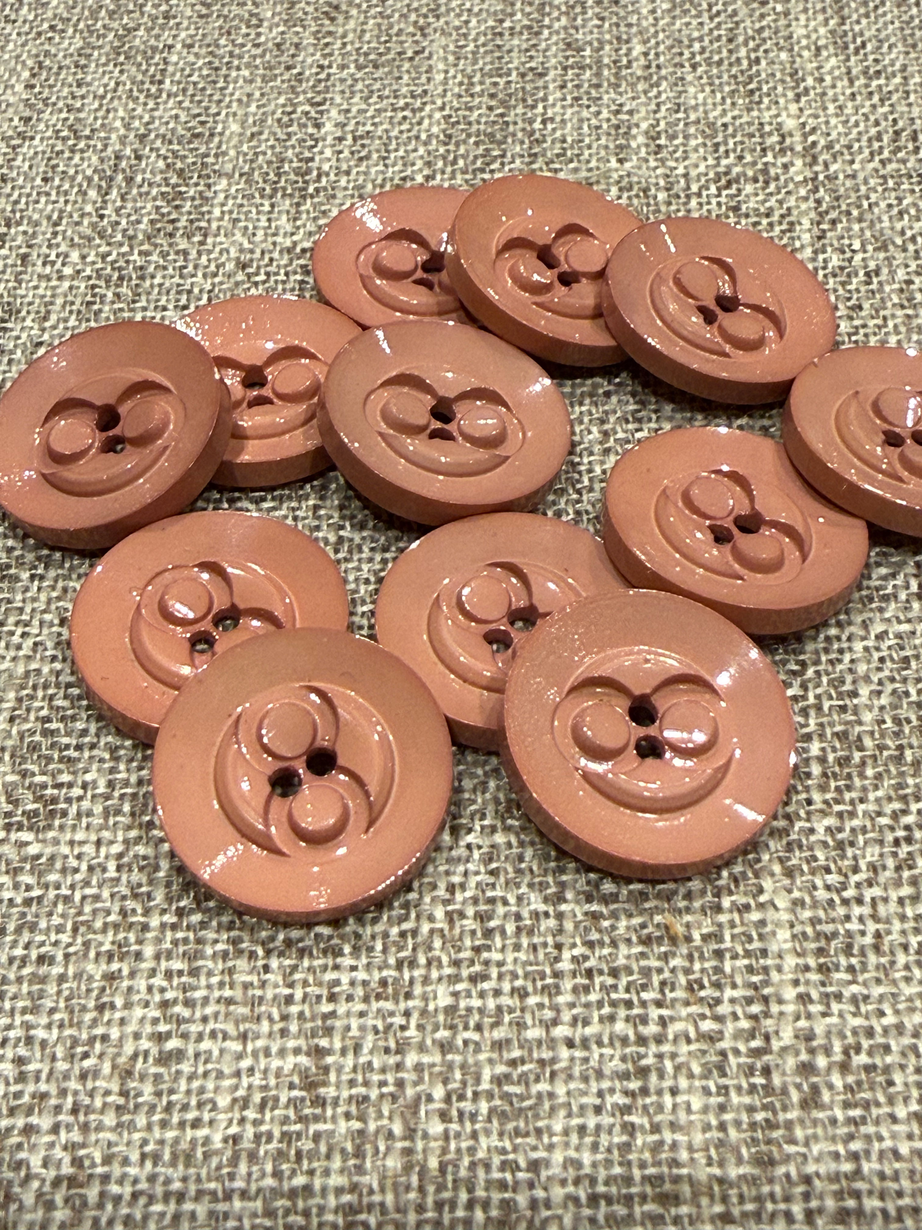 Vintage Aragon Pink Buttons x6