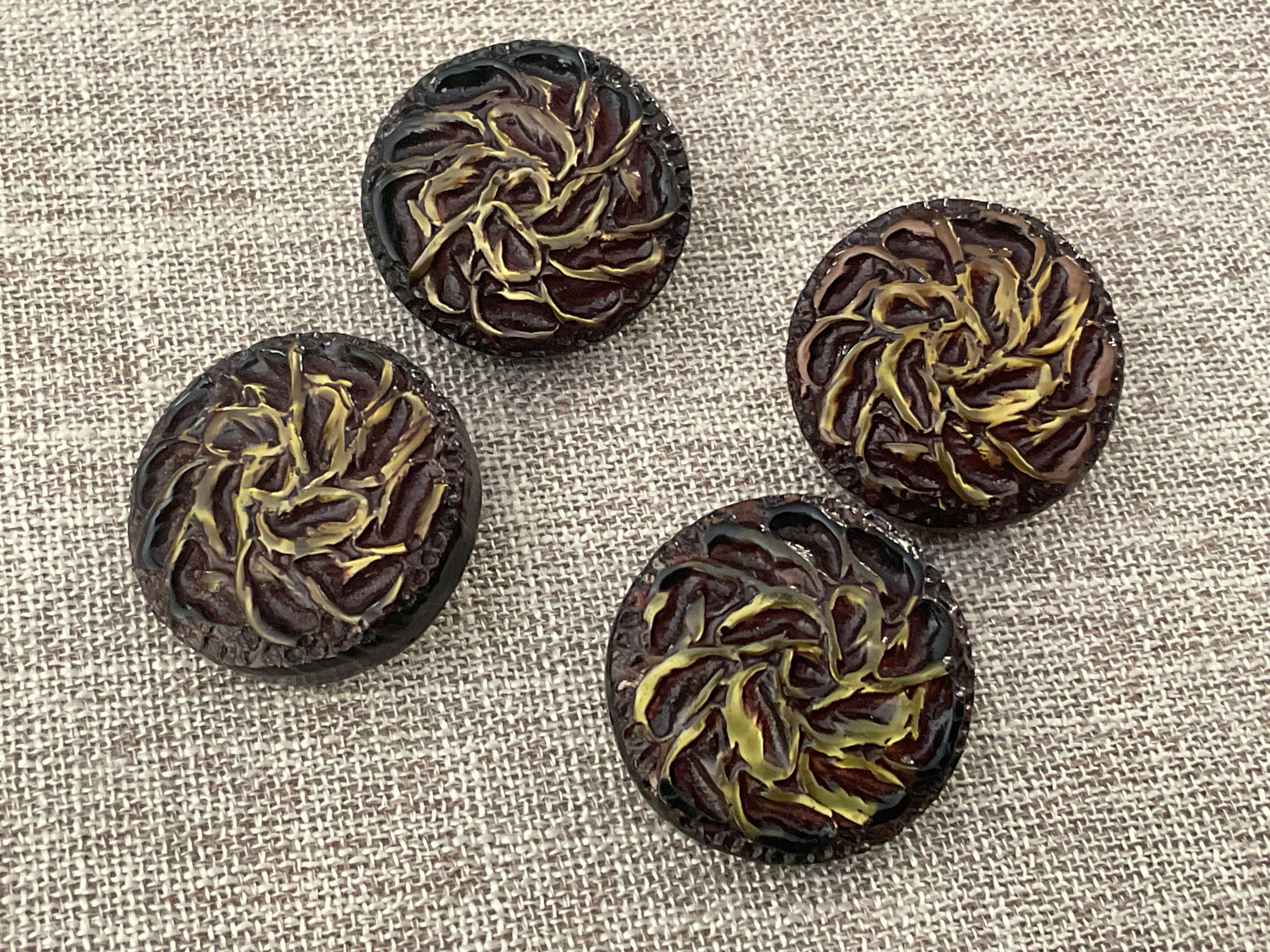 Vintage Brown Gold Mauve Buttons x4