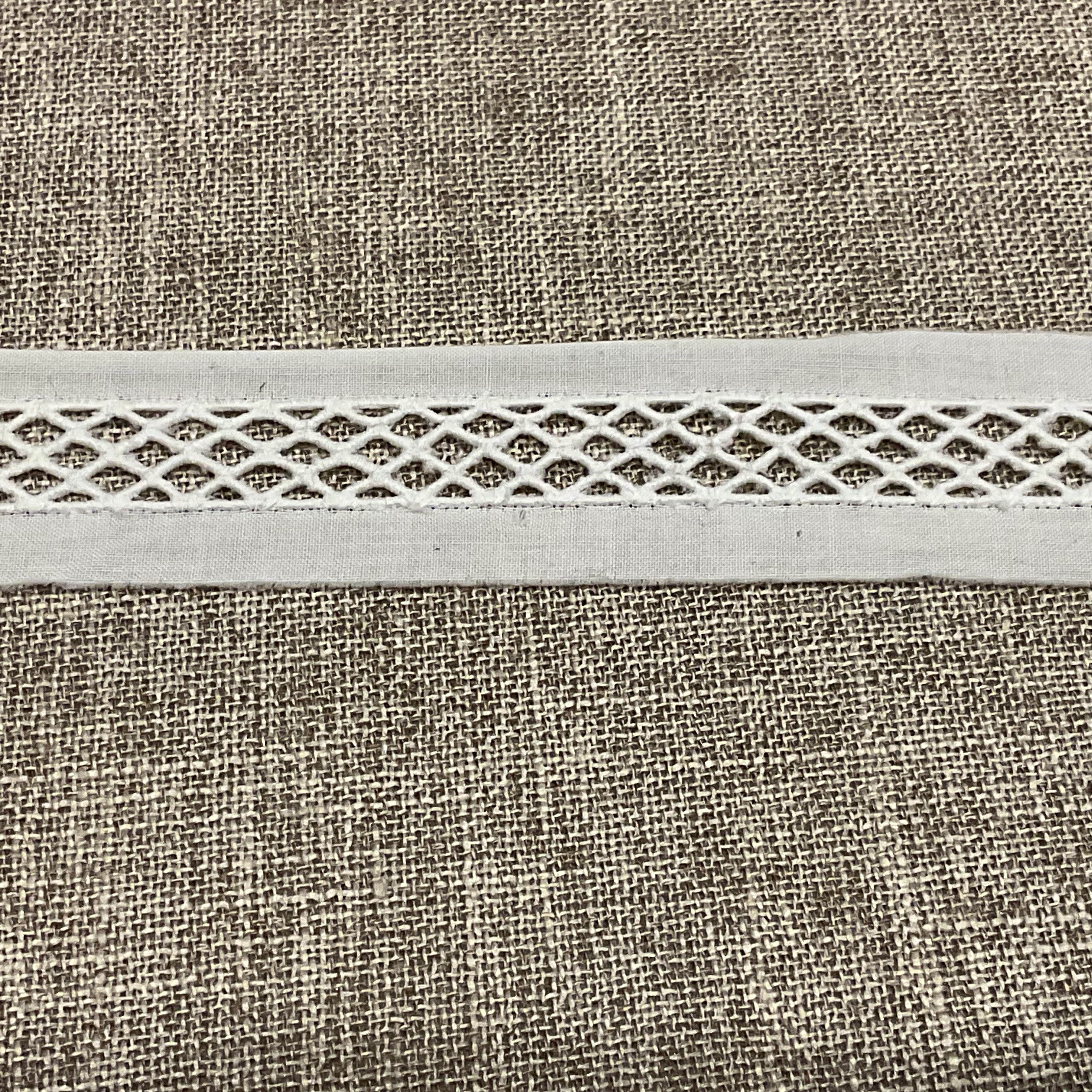 White Cotton Insert Trim/3cm