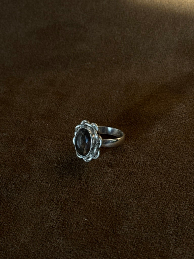 Thumbnail: Vintage Smoky Quartz Flower Chain Ring