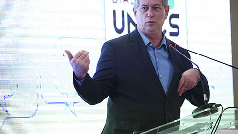Ciro diz que pode desistir de nova candidatura à Presidência e promete decisão em maio