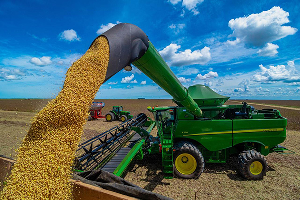 BNDES anuncia recorde de R$ 72 bilhões em crédito para o agronegócio no Plano Safra 2026/27