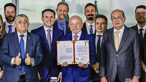 Lula sanciona lei de combate a facções criminosas com vetos em pontos sensíveis