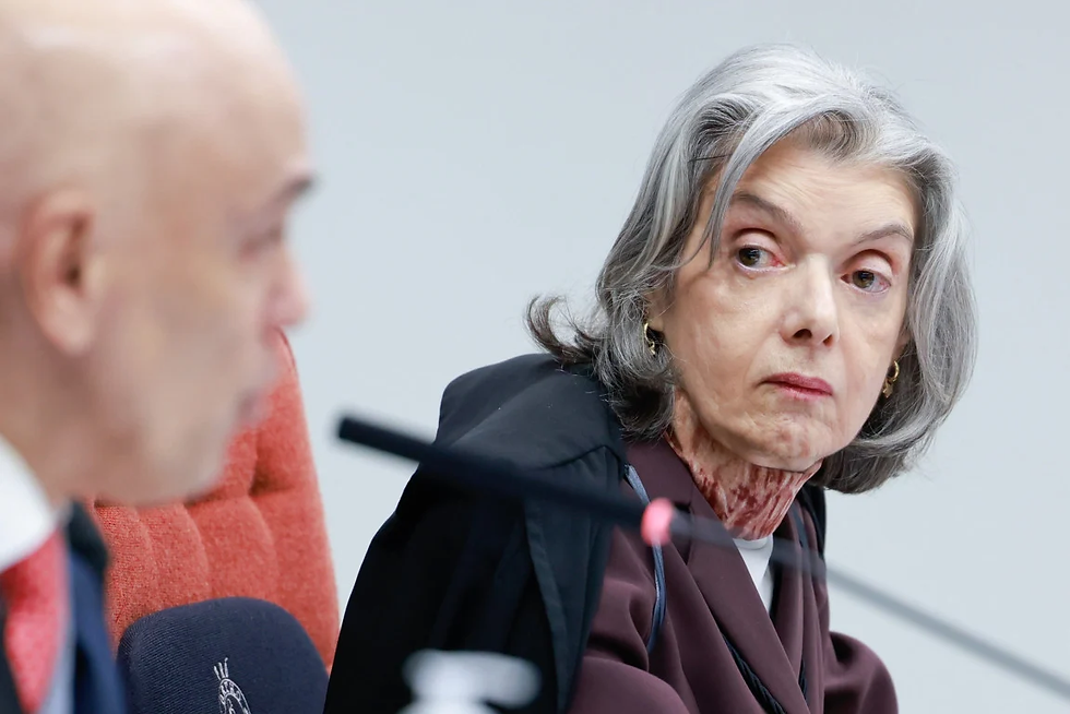 por Conexão Política