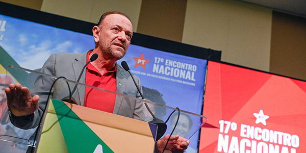 Presidente do PT admite ausência de MDB e PSD em aliança nacional com Lula