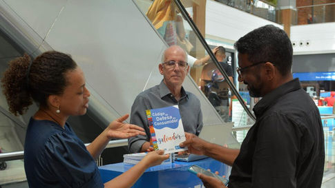 Mês do Consumidor: Codecon e CDL prestam atendimento à população em shoppings e Estação da Lapa