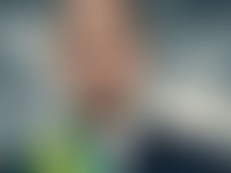 Redes de Jim Caviezel recebem críticas de brasileiros após caso envolvendo Flávio Bolsonaro