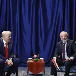 Governo brasileiro diz que revogação de visto de assessor de Trump foi resposta proporcional