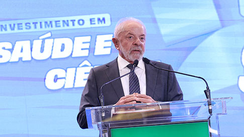 Lula entrega nova emergência em hospital federal no Rio durante agenda de Carnaval