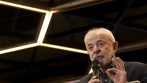Lula reafirma meta de eliminar fila de benefícios do INSS até setembro