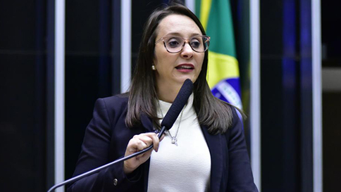 Podemos avalia manter neutralidade na disputa eleitoral apesar de assédio de partidos