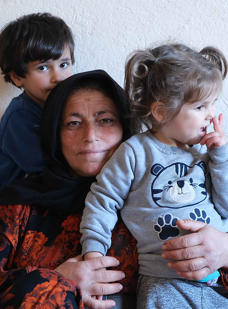 Fotoğraf Çekimi, Video Çekimi, Grafik Tasarım, Sosyal Medya Yönetimi, Web Sitesi Tasarımı, İçerik Yönetimi, Sosyal Medya Hizmetleri, Dijital Pazarlama, Online Görünürlük, Kreatif İçerik, Sosyal Medya Stratejisi, Marka Geliştirme, İçerik Üretimi, Görsel İçerik, Sosyal Medya Optimizasyonu

