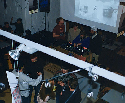 677aebc452207e793db3b8f7_677aeb7d3fe327fe5093e33a_24_12_filmscan_v010209.jpeg
